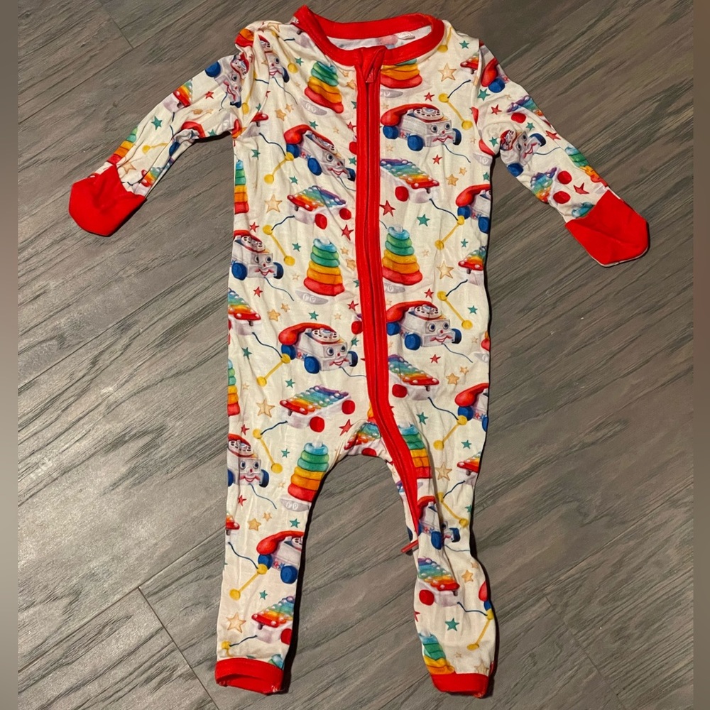 *SOLD* Fisher Price x Posh Peanut Newborn Pajamas